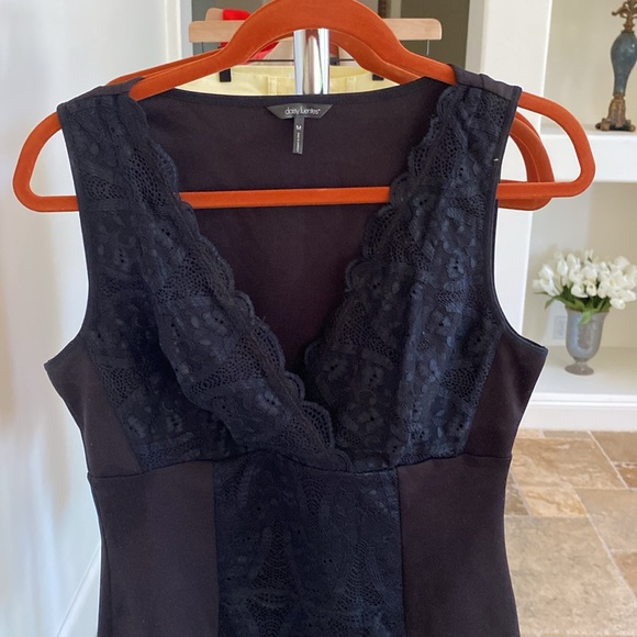 Daisy Fuentes peplum top - black lace - size medium. - Picture 2 of 4